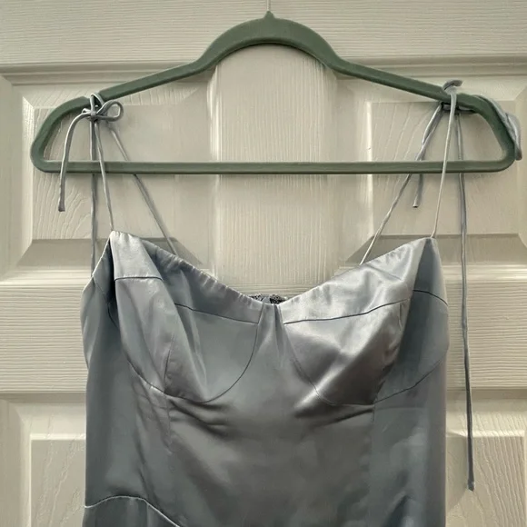 NWT Reformation Marguerite Silk Dress Size 6 in Horizon Blue - Picture 3 of 10